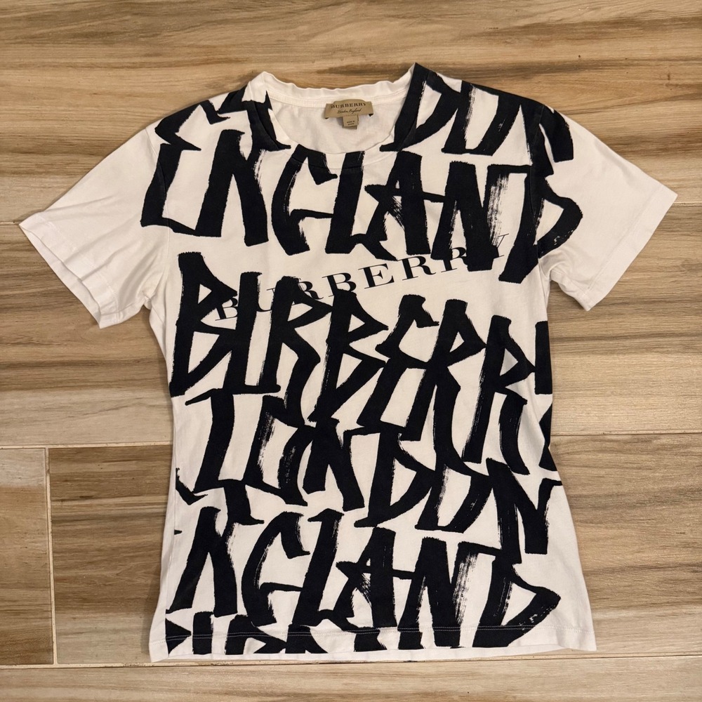 Burberry London England Graffiti Logo T-Shirt White Black 4073735 XXS
